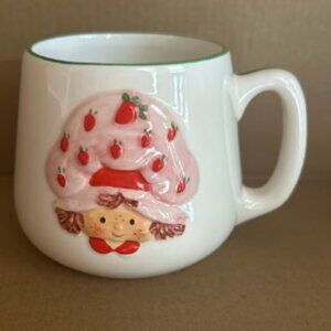 Vintage Strawberry Shortcake Earthen Ware Mug